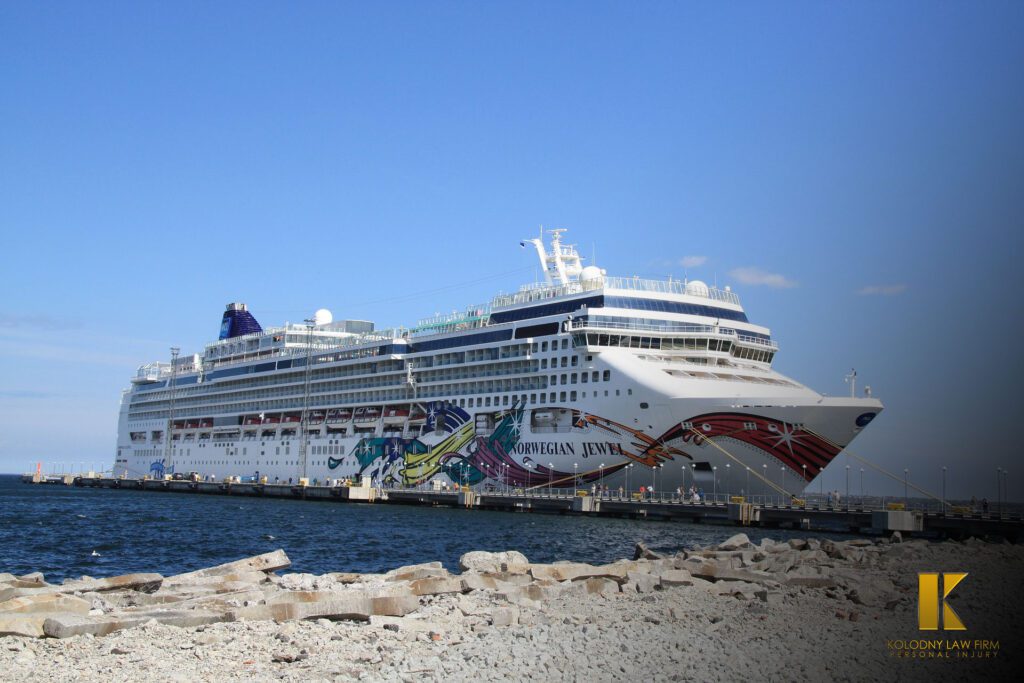 safety-incident-on-cruise-ship-woman-trapped-on-water-slide
